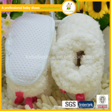 2015 barato whosale lindo blanco de felpa suave único invierno botas para gril